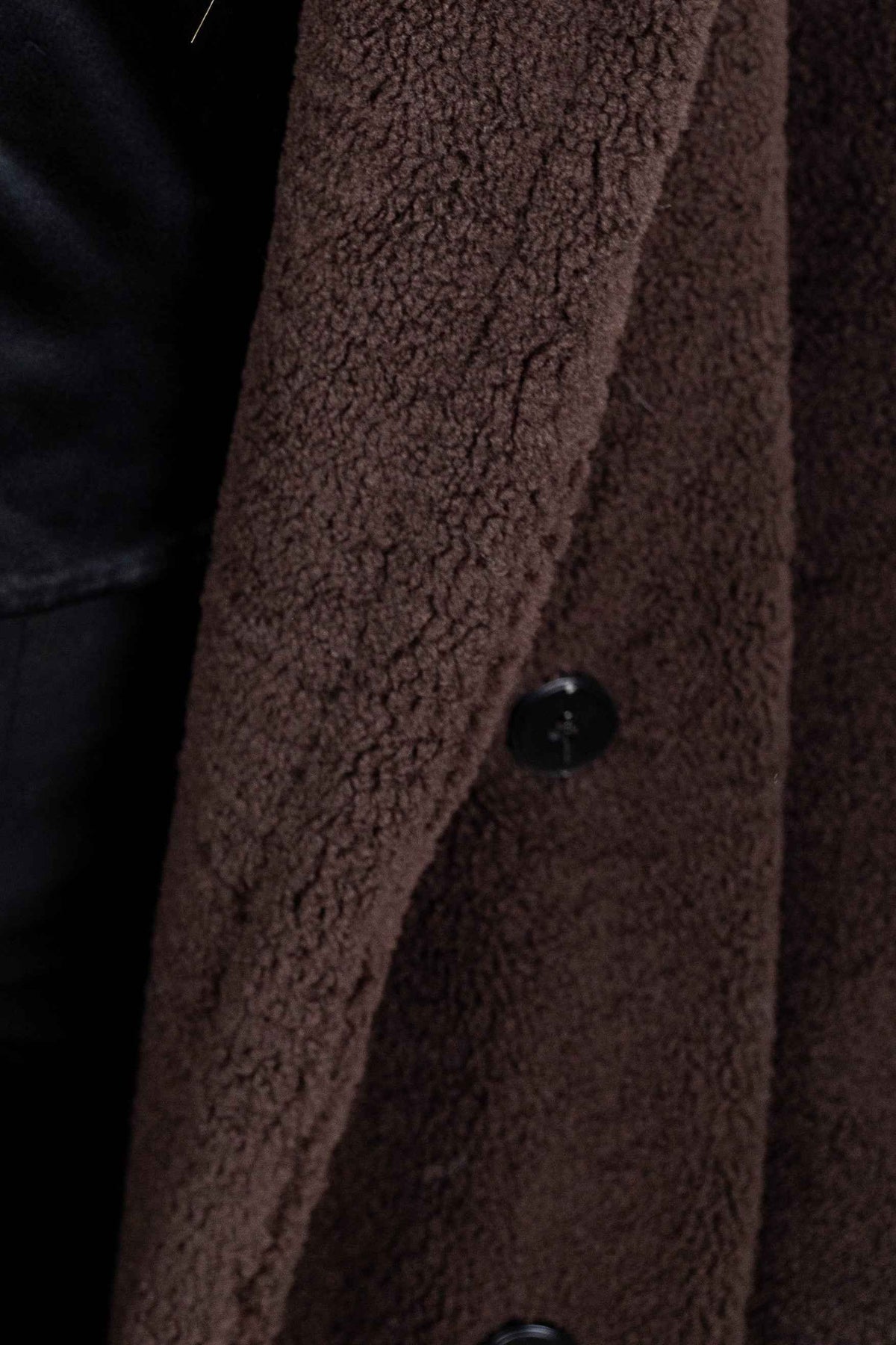 MANTEAU LONG EN FAUSSE FOURRURE MOUTON