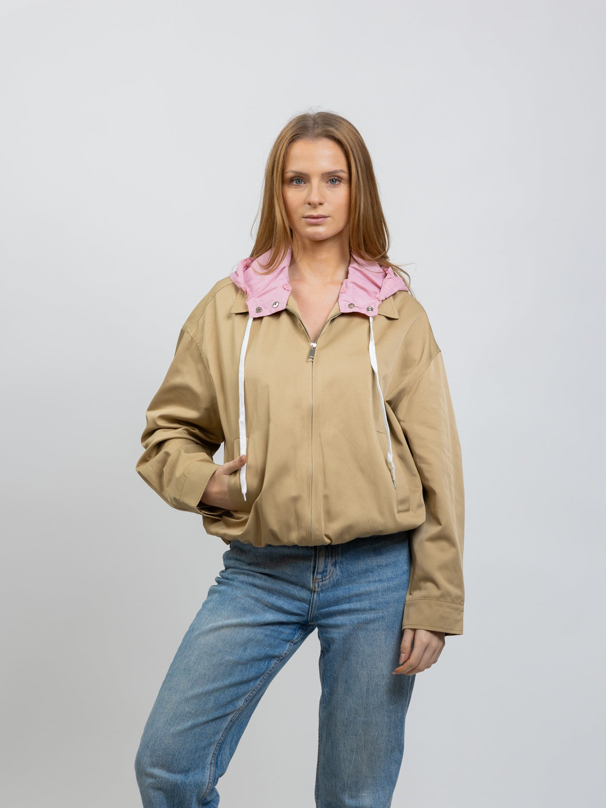 BLOUSON À CAPUCHE AMOVIBLE CONTRASTÉE - K-ZELL PARIS | Wholesale