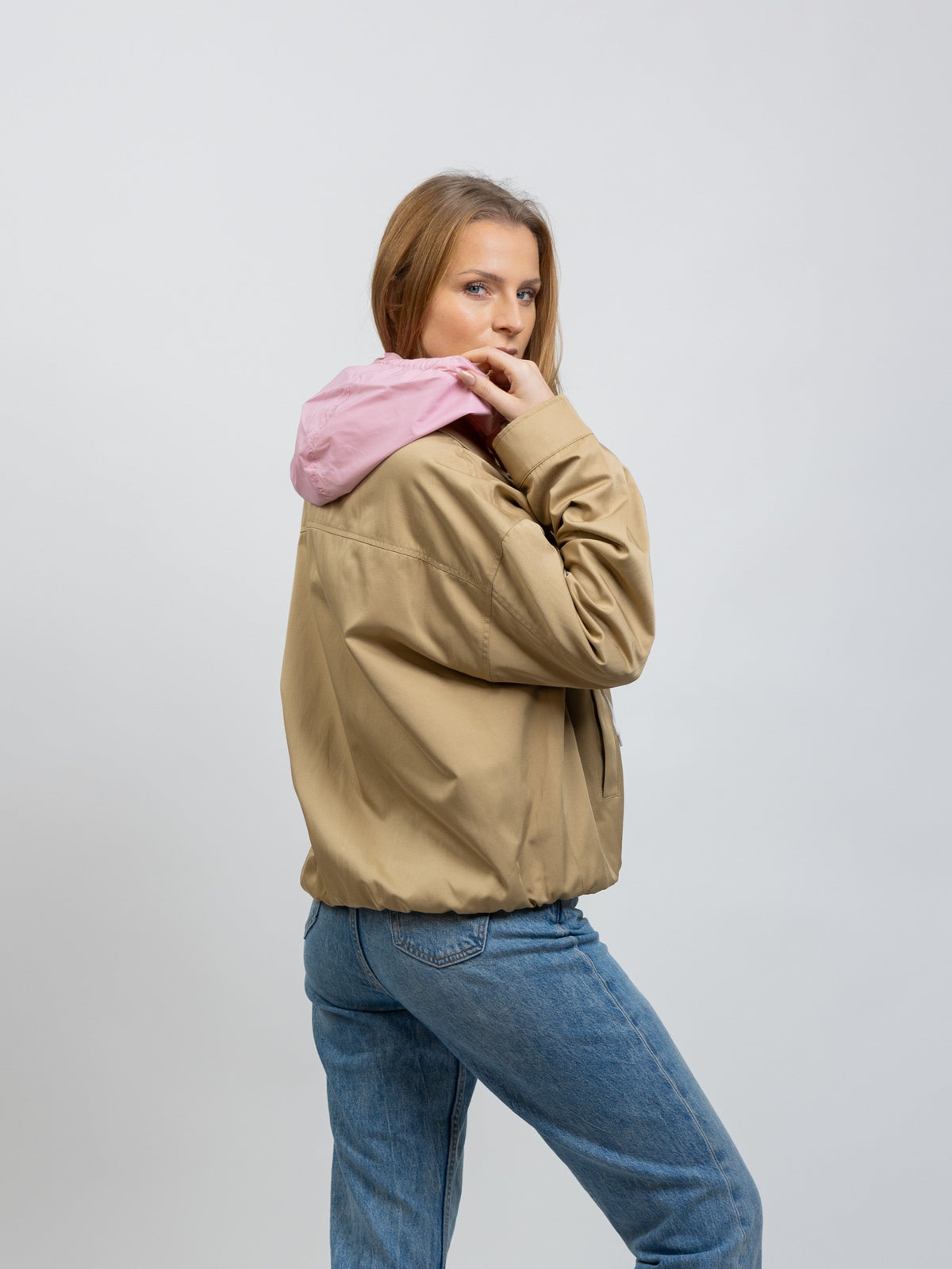 BLOUSON À CAPUCHE AMOVIBLE CONTRASTÉE - K-ZELL PARIS | Wholesale