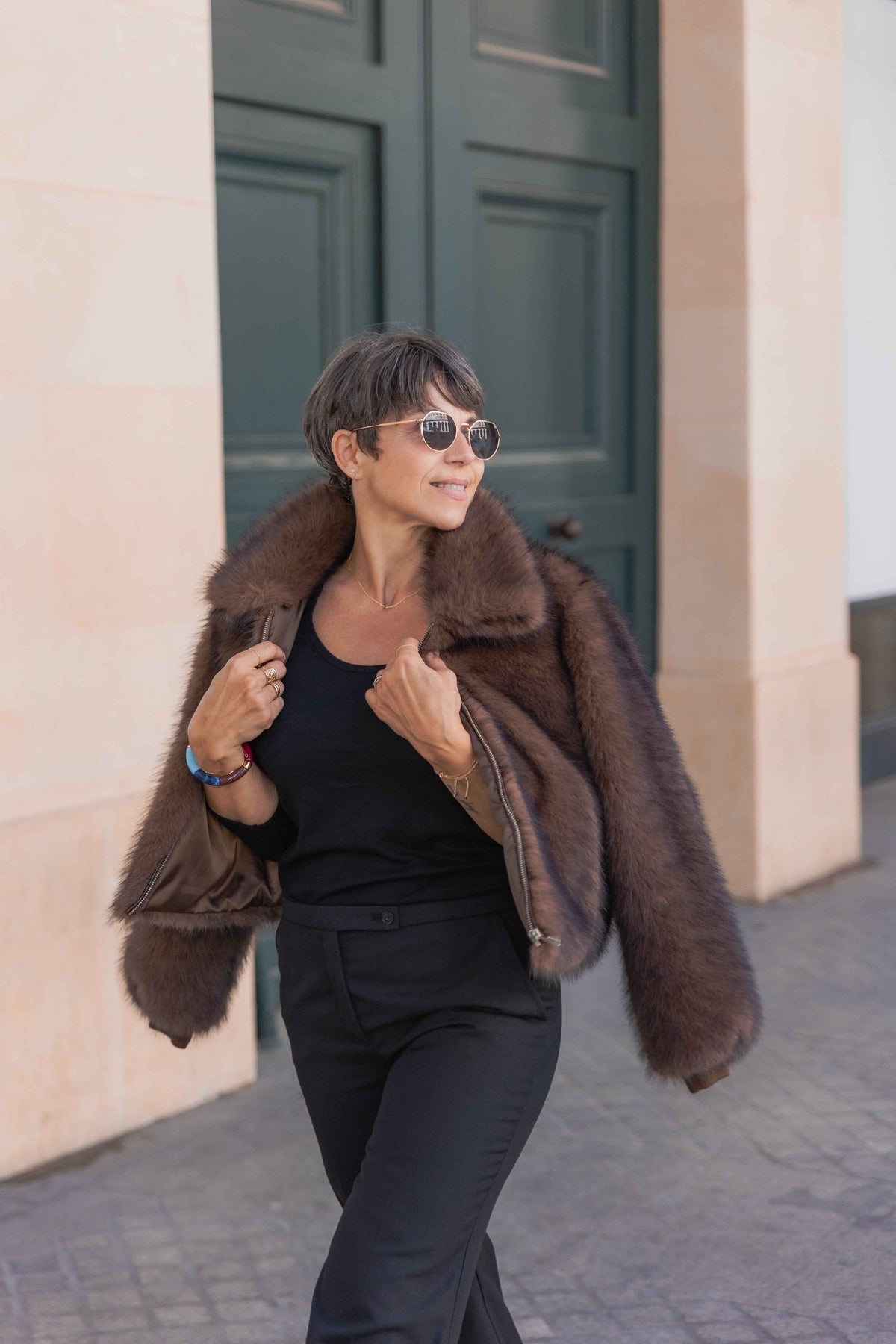 VESTE A ZIP EN FAUSSE FOURRURE