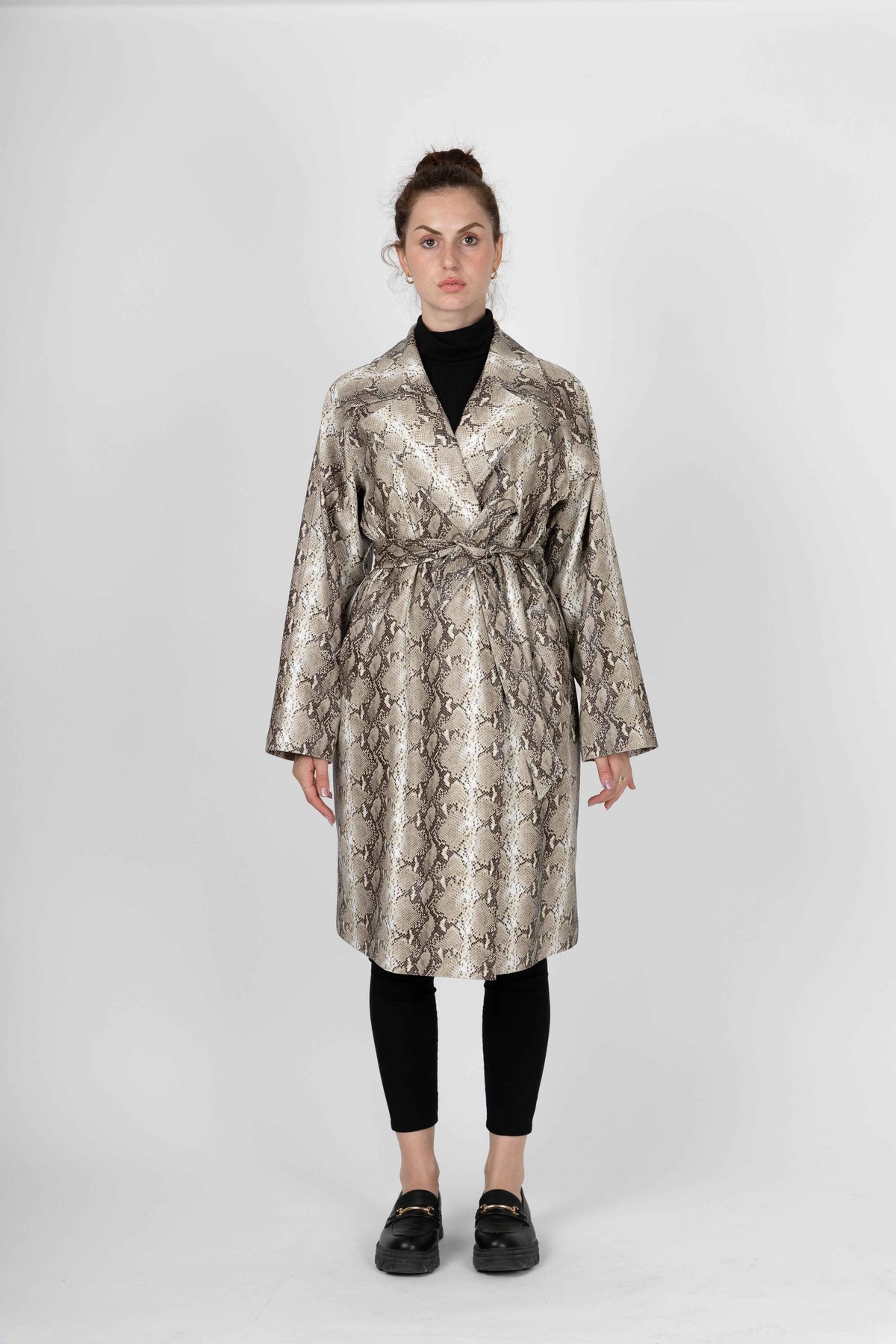 TRENCH EN SIMILICUIR IMPRIMÉ PYTHON