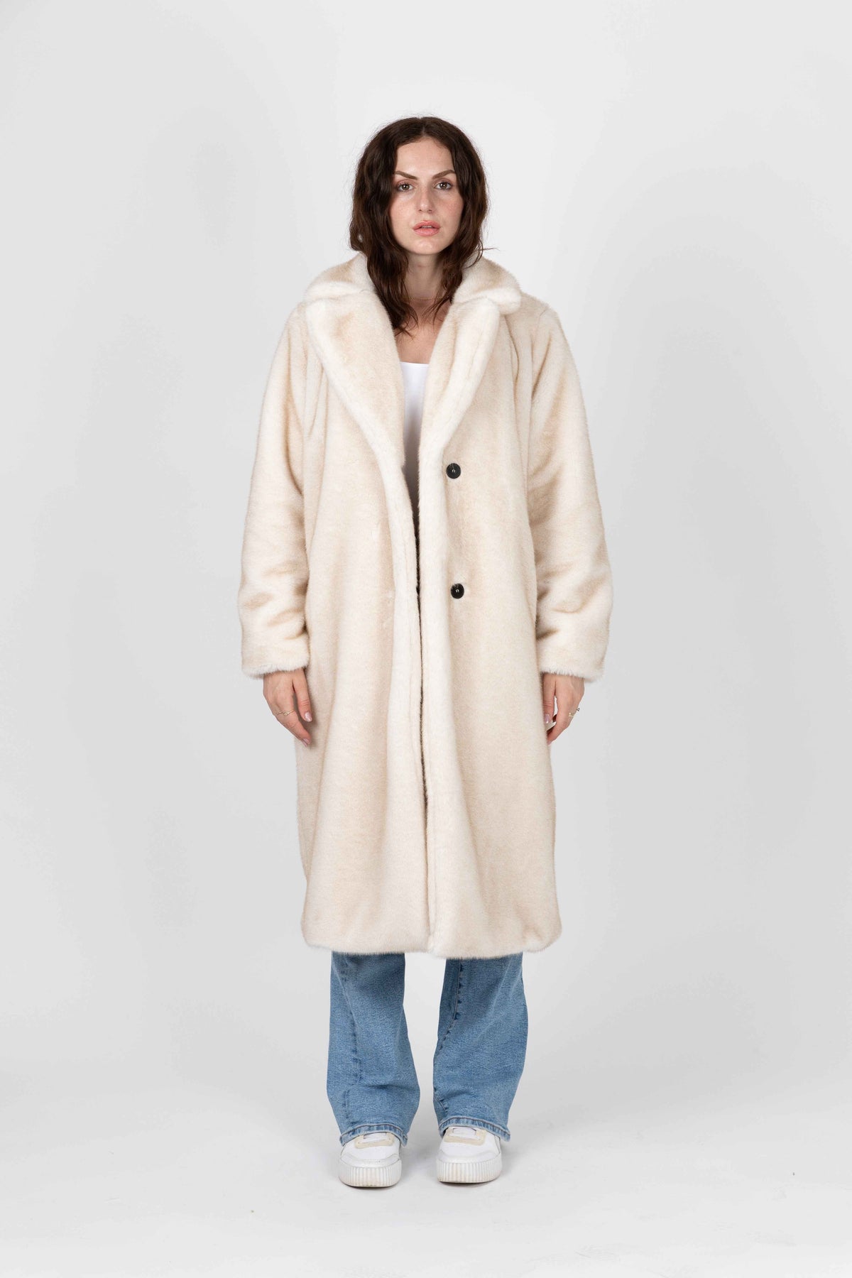 MANTEAU LONG EN FAUSSE FOURRURE