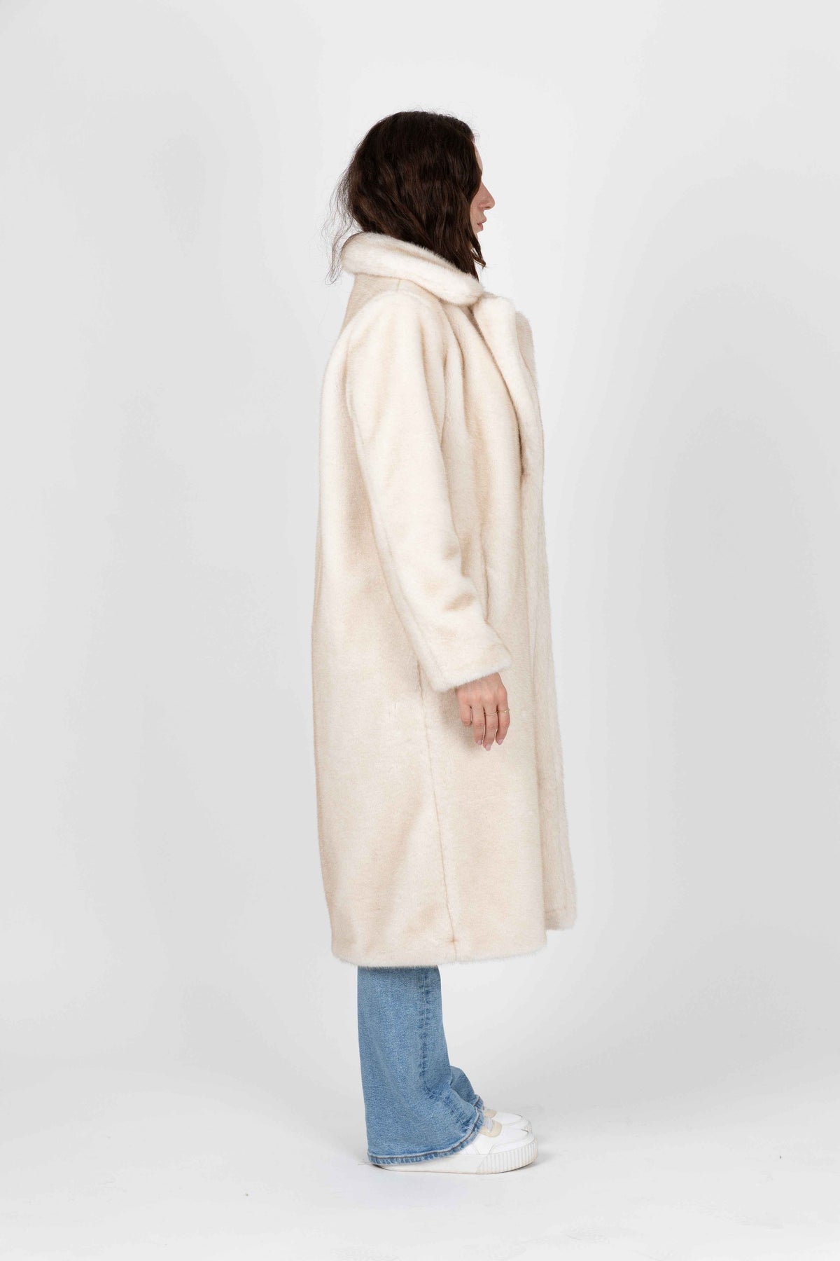 MANTEAU LONG EN FAUSSE FOURRURE