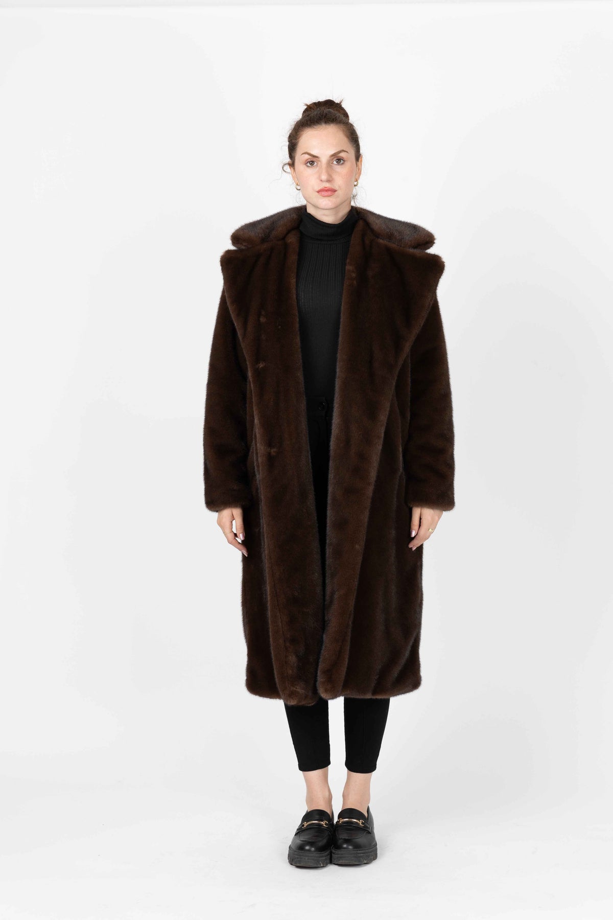 MANTEAU LONG EN FAUSSE FOURRURE