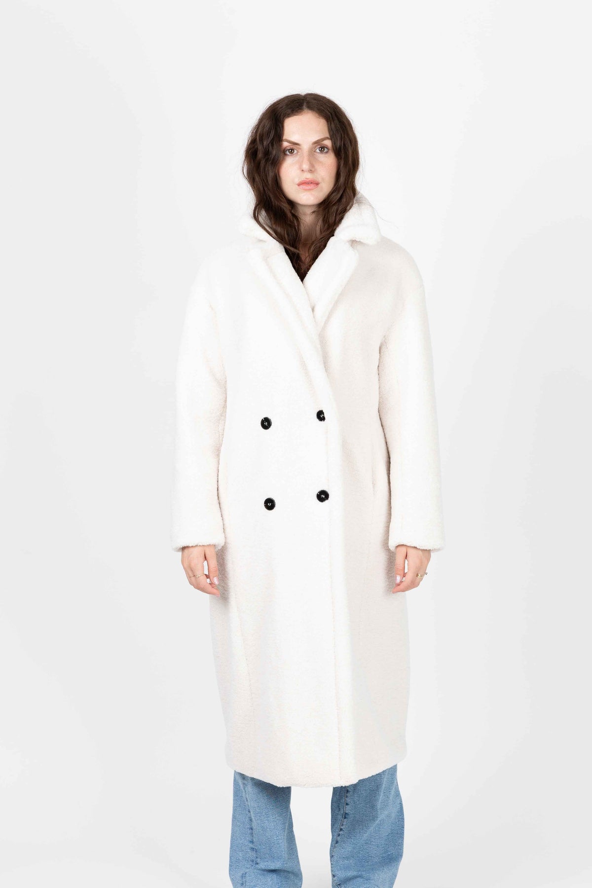 MANTEAU LONG EN FAUSSE FOURRURE MOUTON