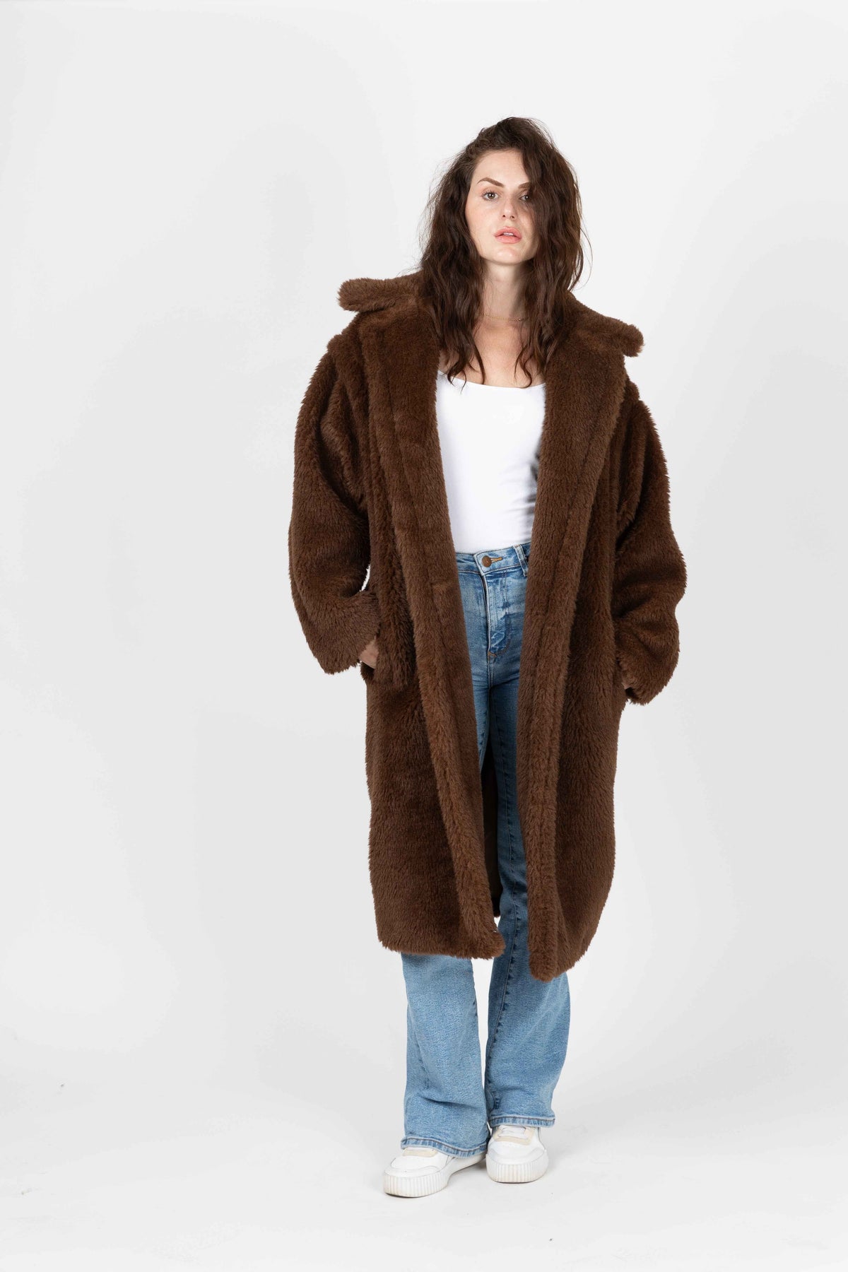 MANTEAU LONG OVERSIZE EN FAUSSE FOURRURE MOUTON