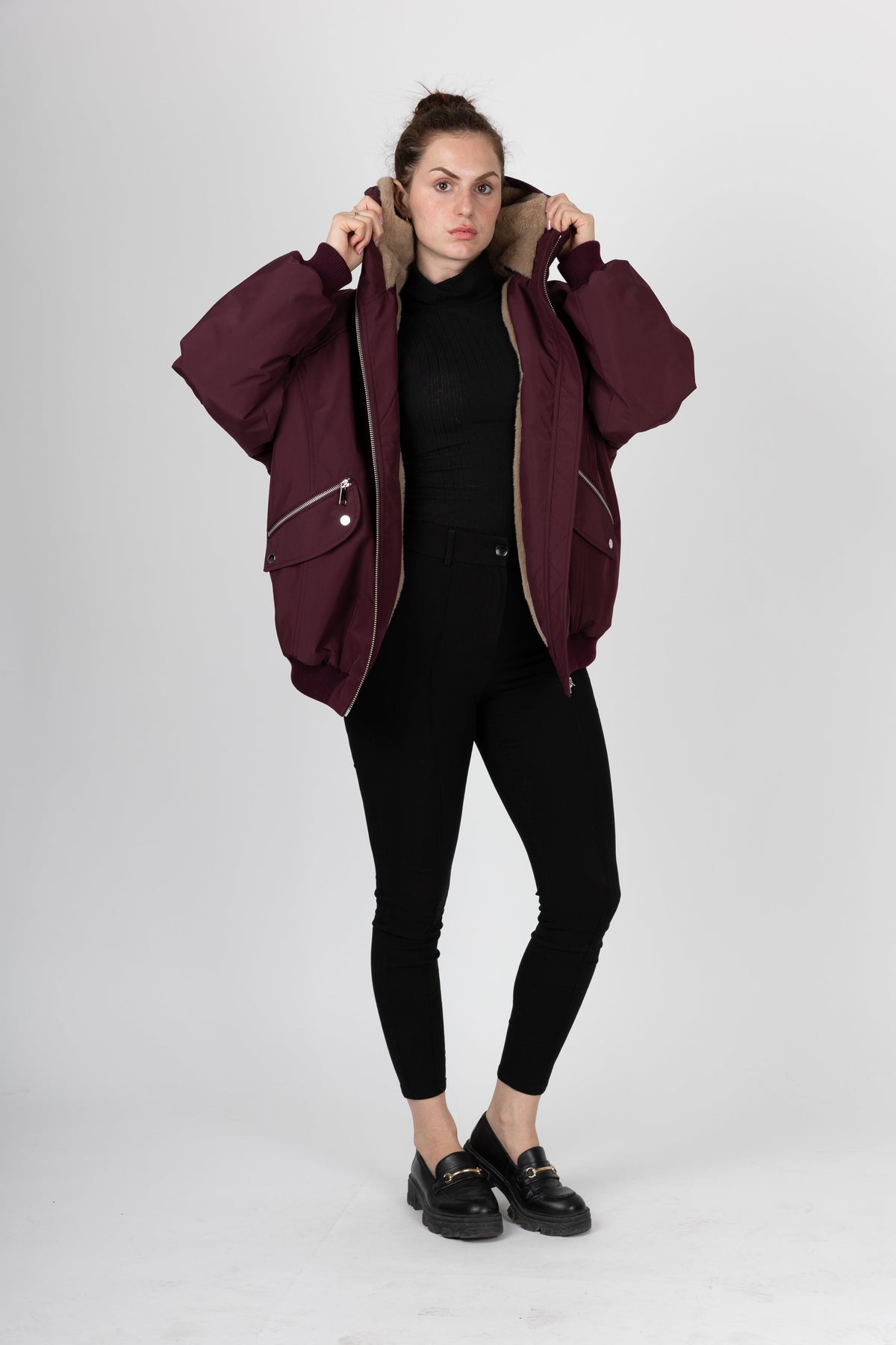 BLOUSON À CAPUCHE AVEC FAUSSE FOURRURE - K-ZELL PARIS | Wholesale