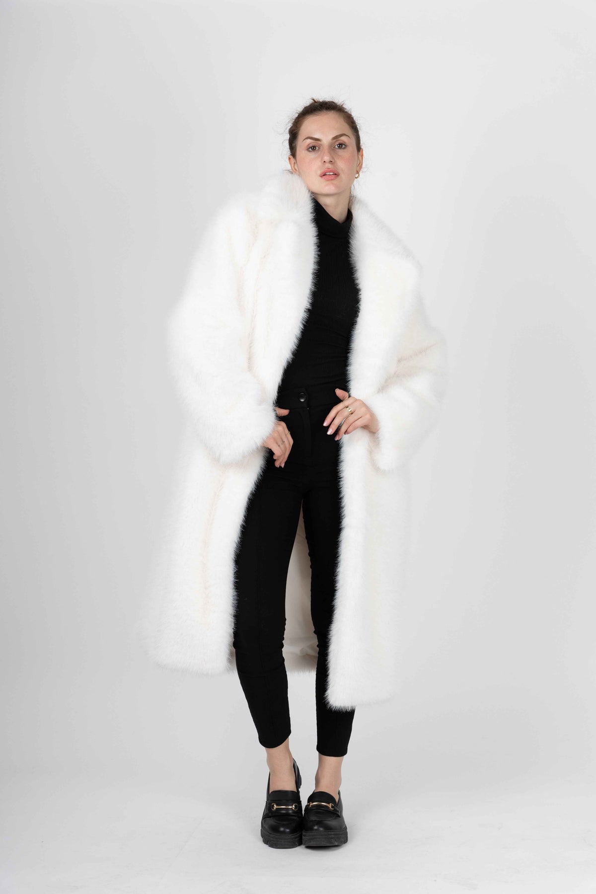 MANTEAU LONG EN FAUSSE FOURRURE
