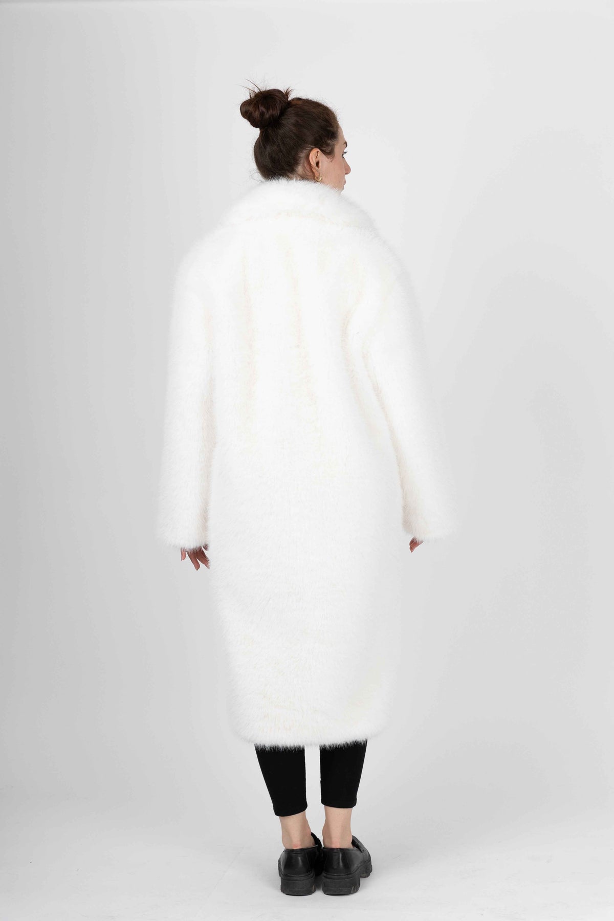 MANTEAU LONG EN FAUSSE FOURRURE