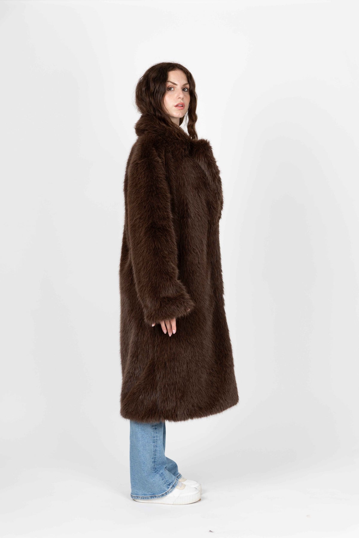 MANTEAU LONG EN FAUSSE FOURRURE