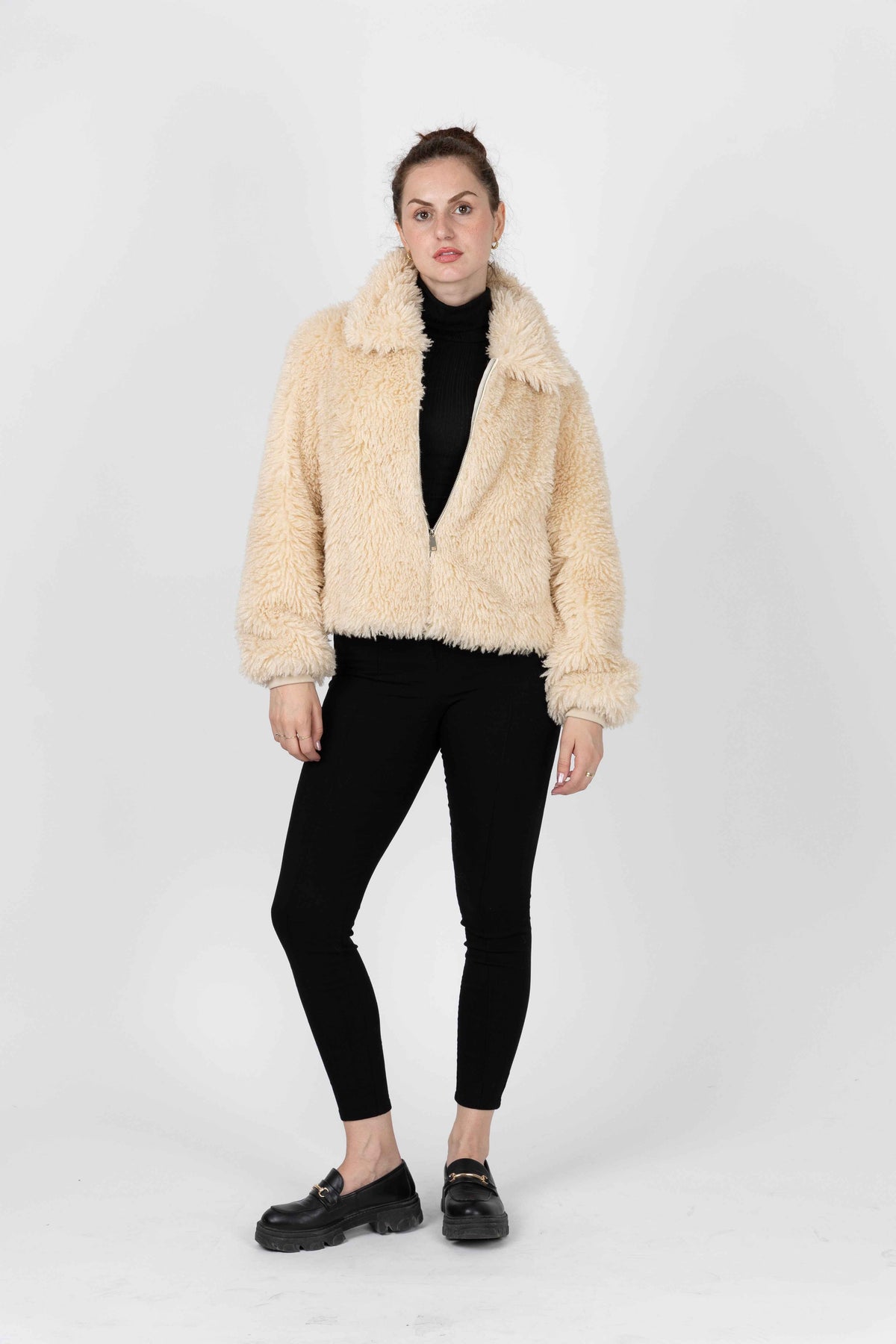 BLOUSON EN FAUSSE FOURRURE MOUTON