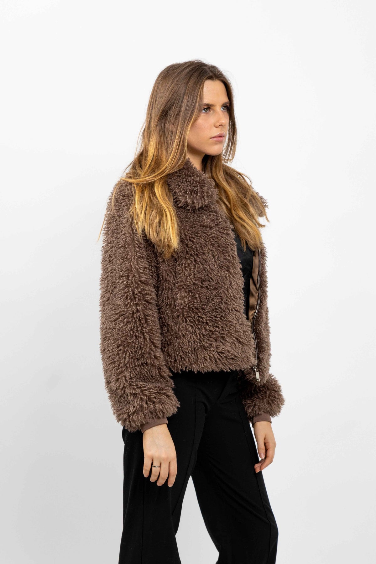 BLOUSON EN FAUSSE FOURRURE MOUTON
