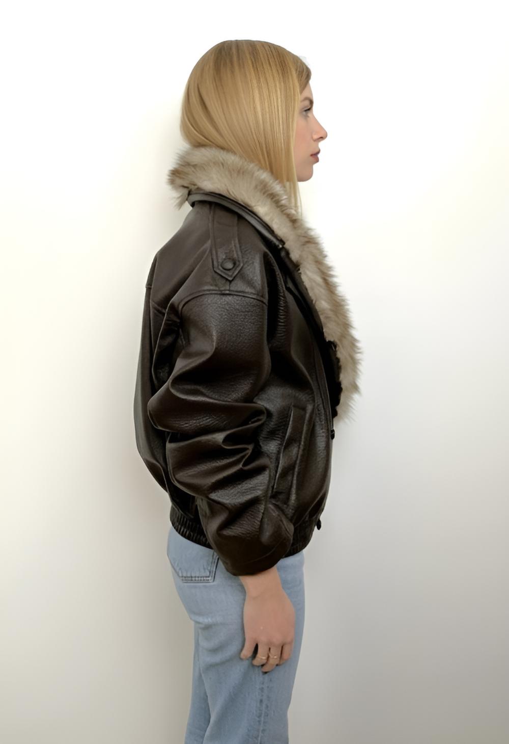BLOUSON SIMILICUIR AVEC COL EN FAUSSE FOURRURE - K-ZELL PARIS | Wholesale