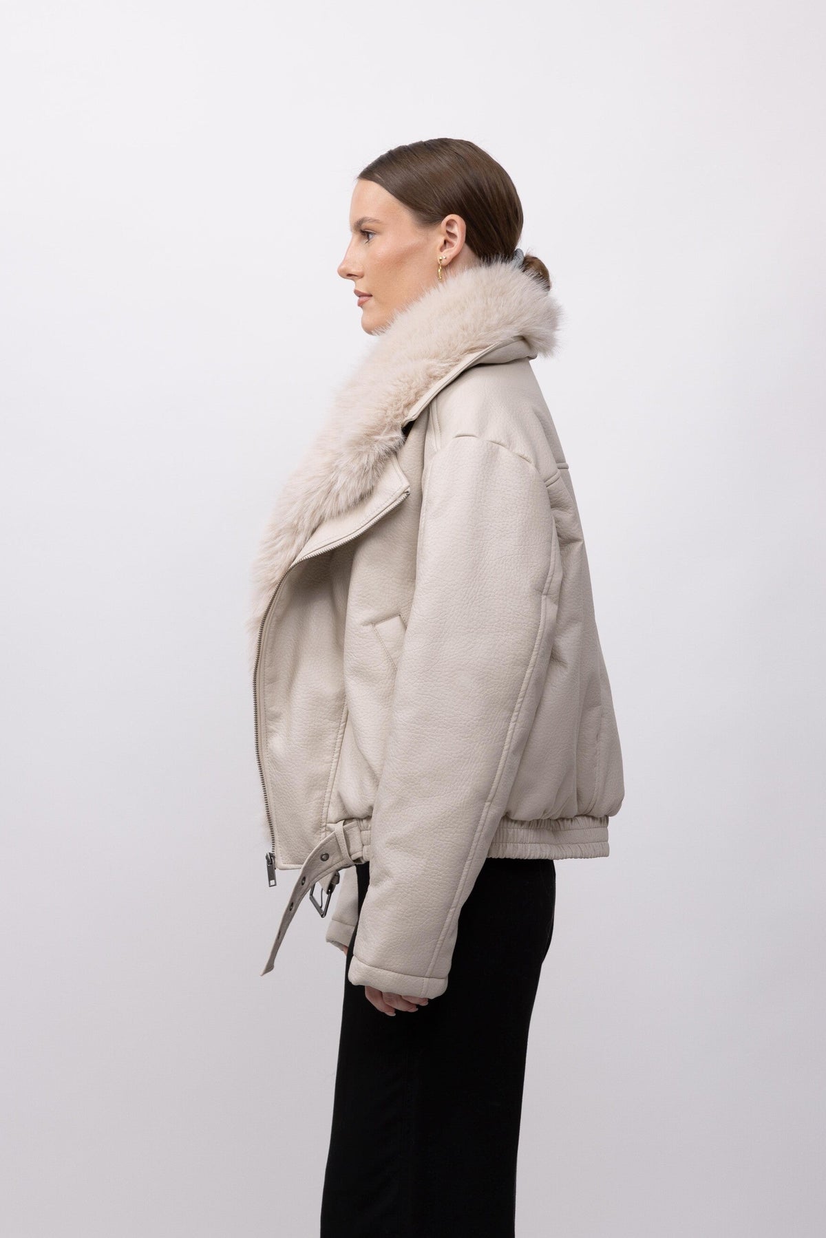 BLOUSON SIMILICUIR AVEC COL FAUSSE FOURRURE AMOVIBLE - K-ZELL PARIS | Wholesale