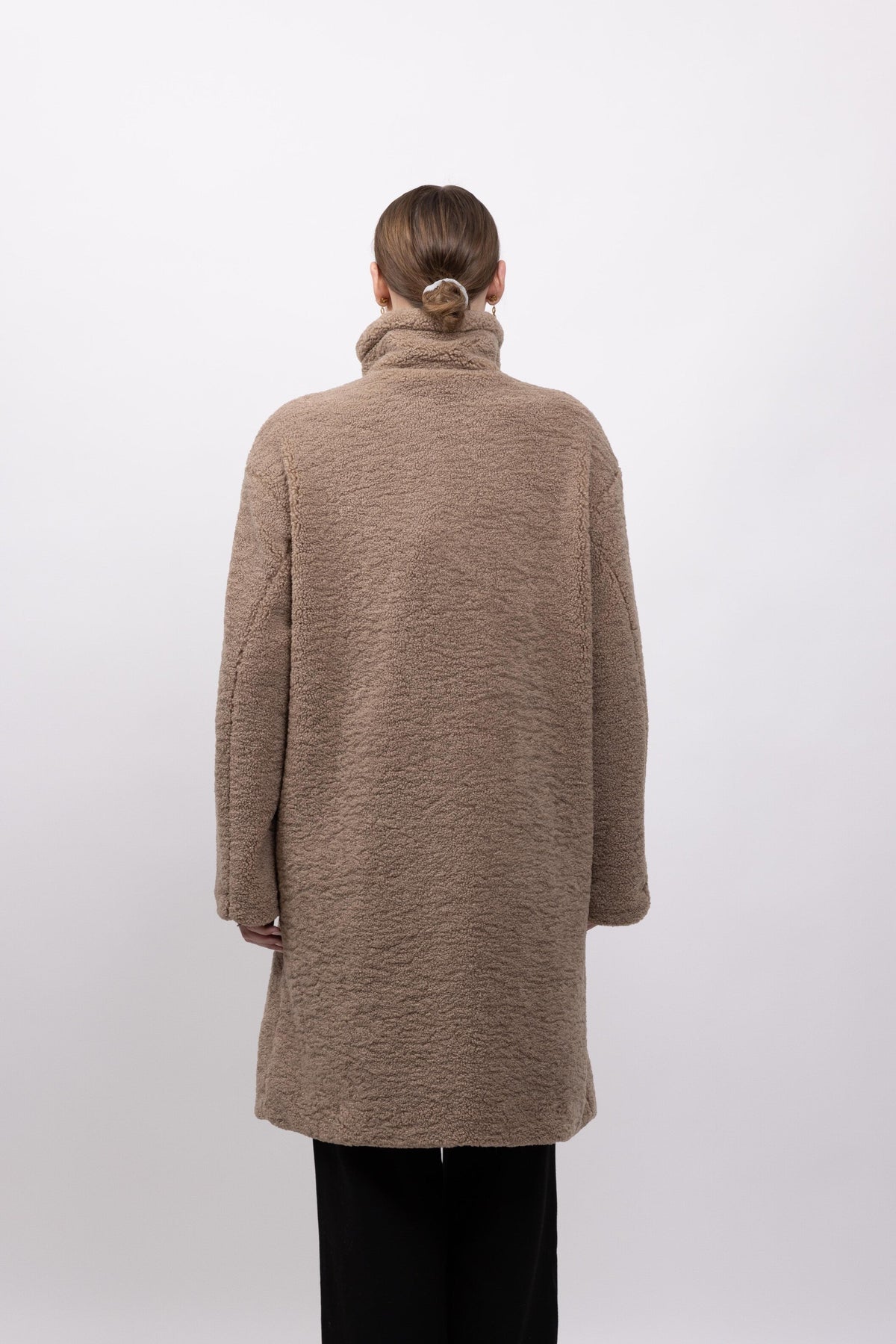 MANTEAU LONG EN FAUSSE FOURRURE MOUTON - K-ZELL PARIS | Wholesale