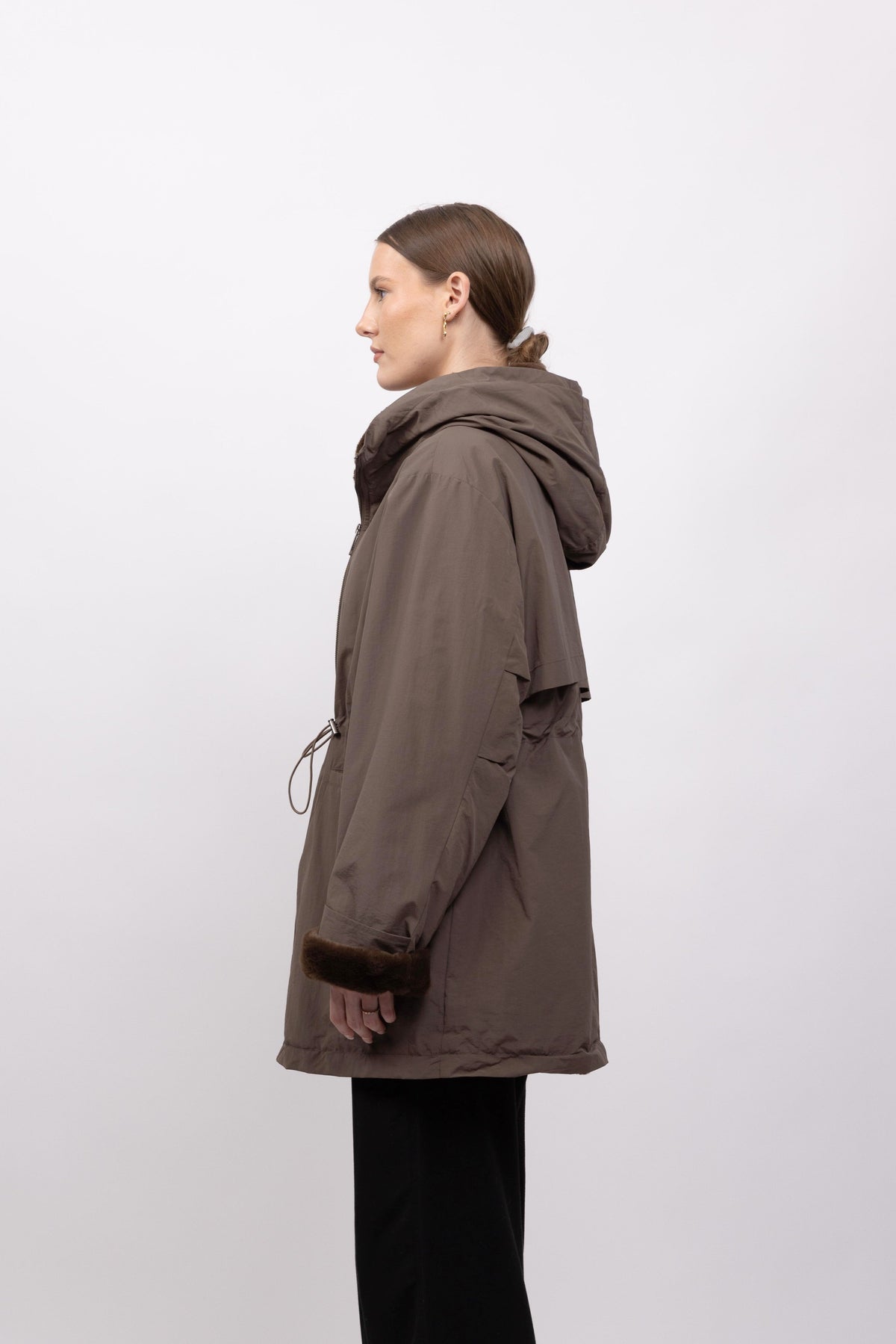 Waterbestendige parka met imitatiebontvoering