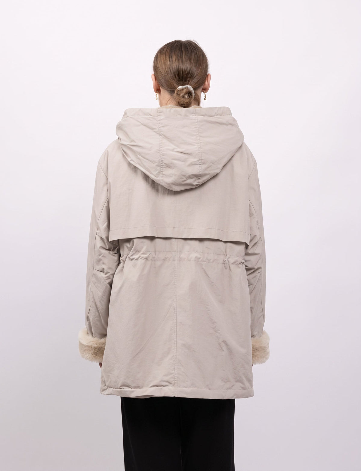 Waterbestendige parka met imitatiebontvoering