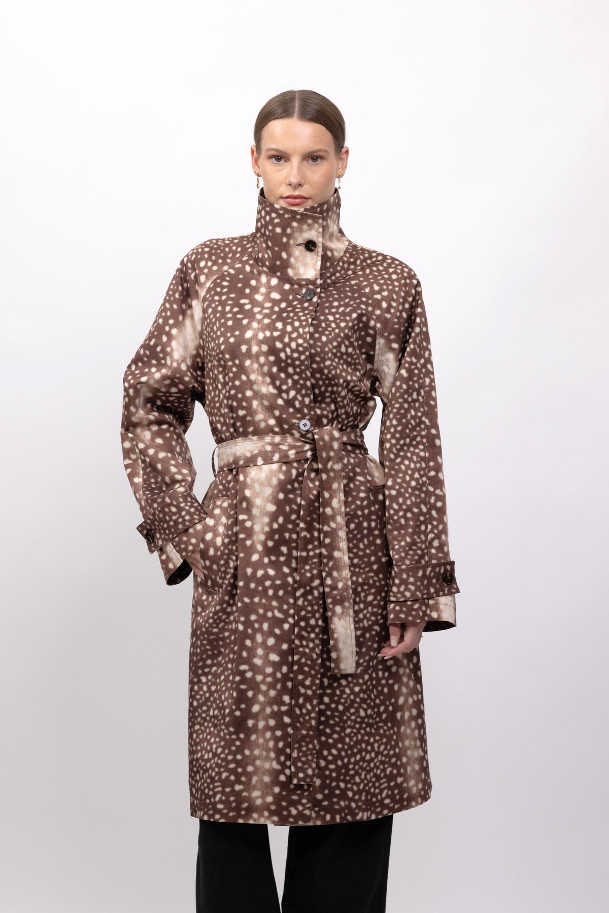 Waterafstotende trenchcoat met hertenprint