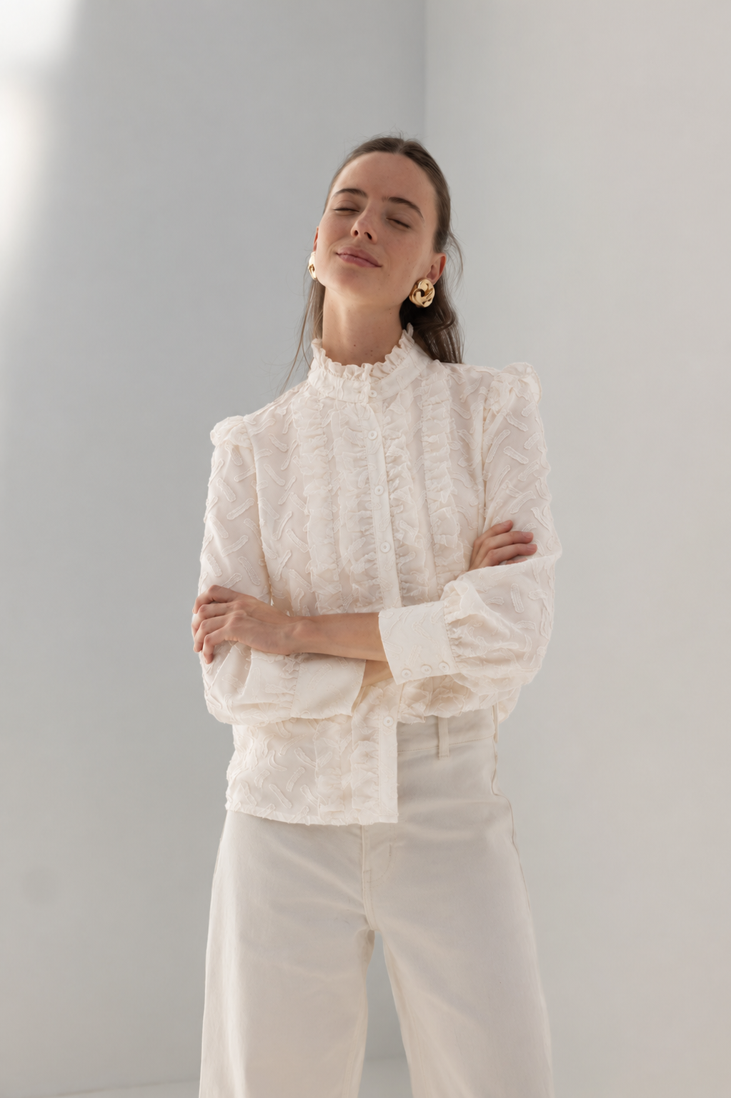 Blouse met structuur en ruchekraag
