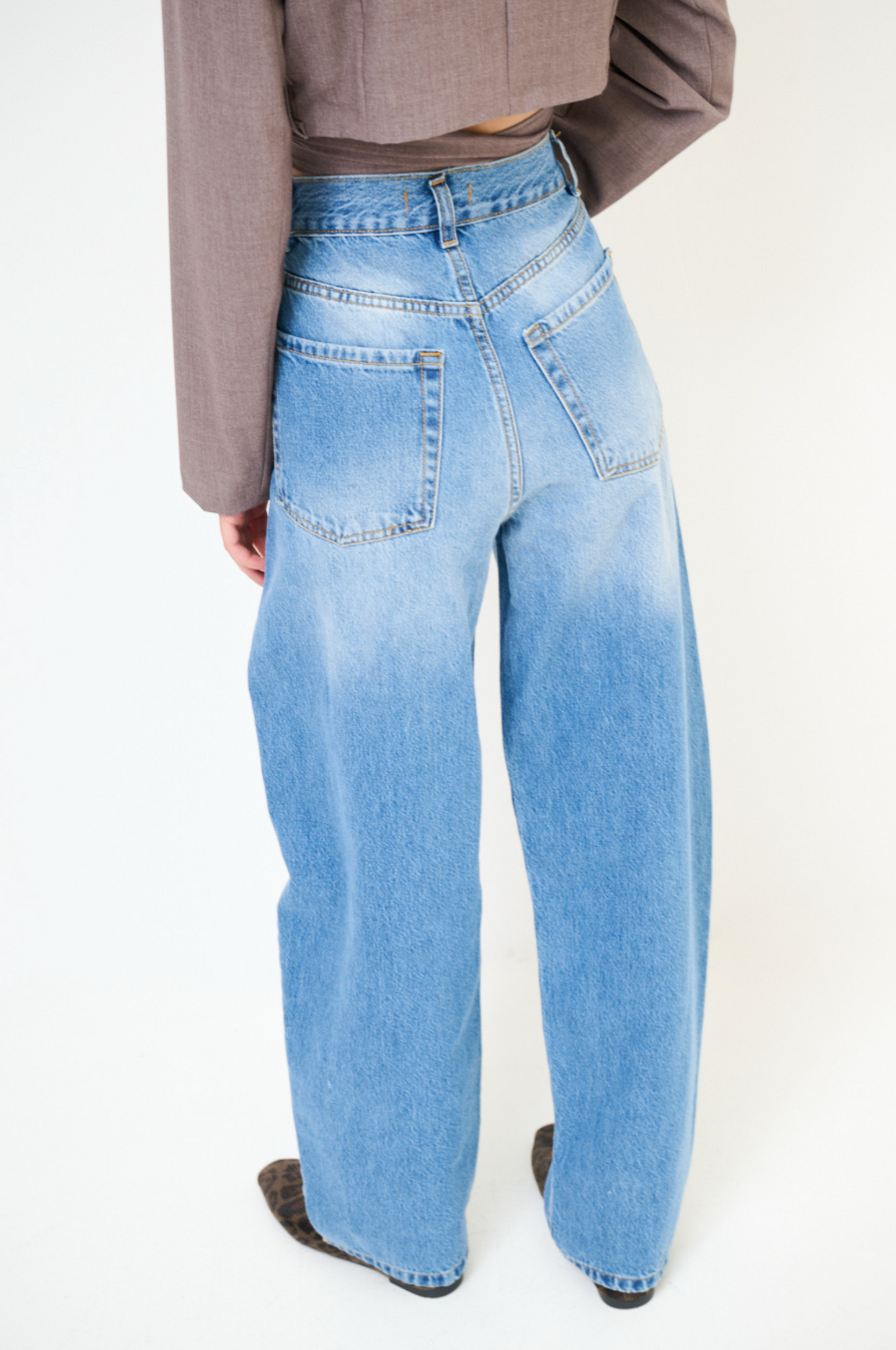 Balloon jeans