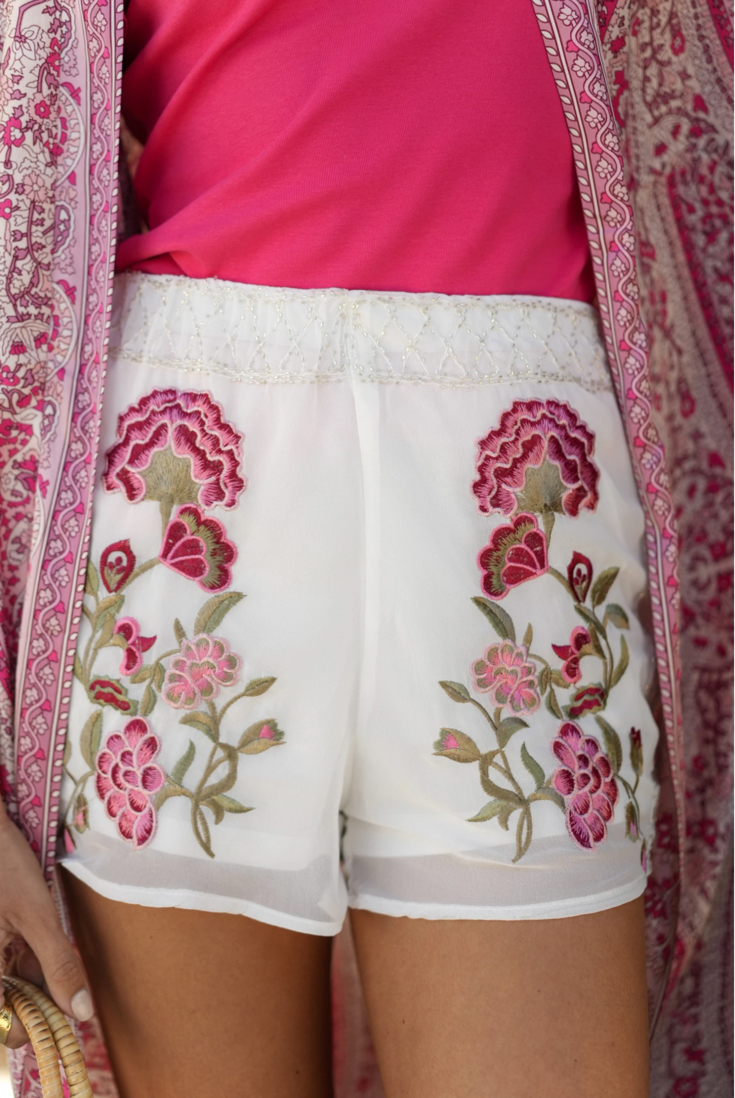 Geborduurde shorts met bloemen en parels