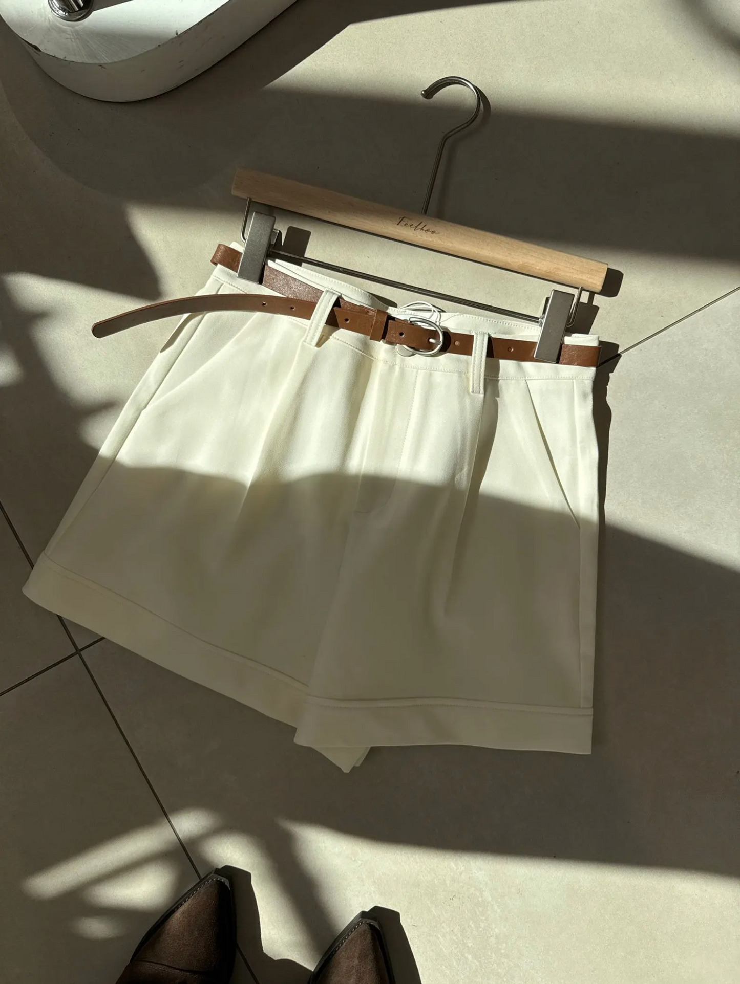 Pantalon short met riem