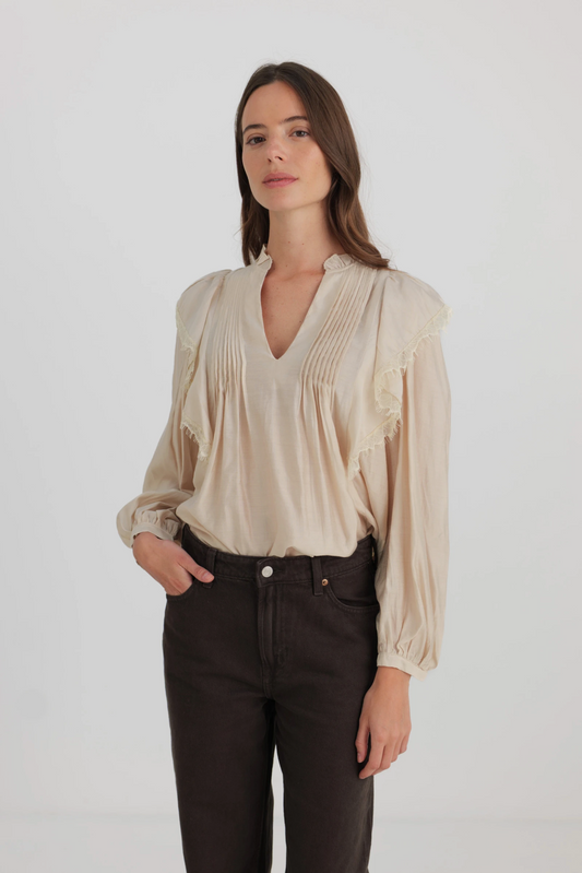 Tencel blouse with ruffles and lace