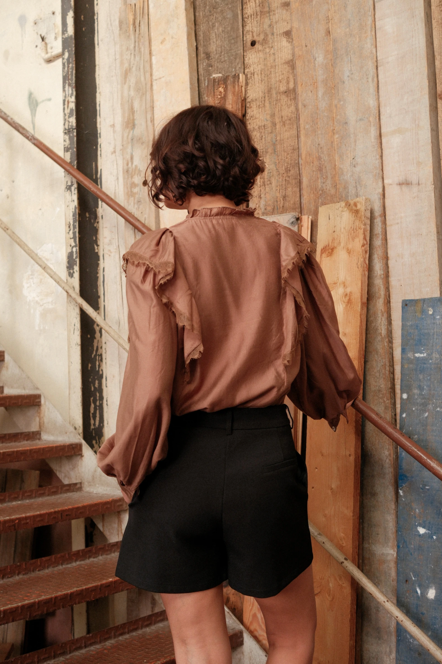 Tencel blouse with ruffles and lace
