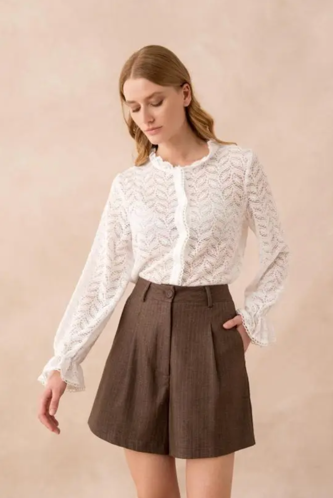 Blouse van kant met ruches