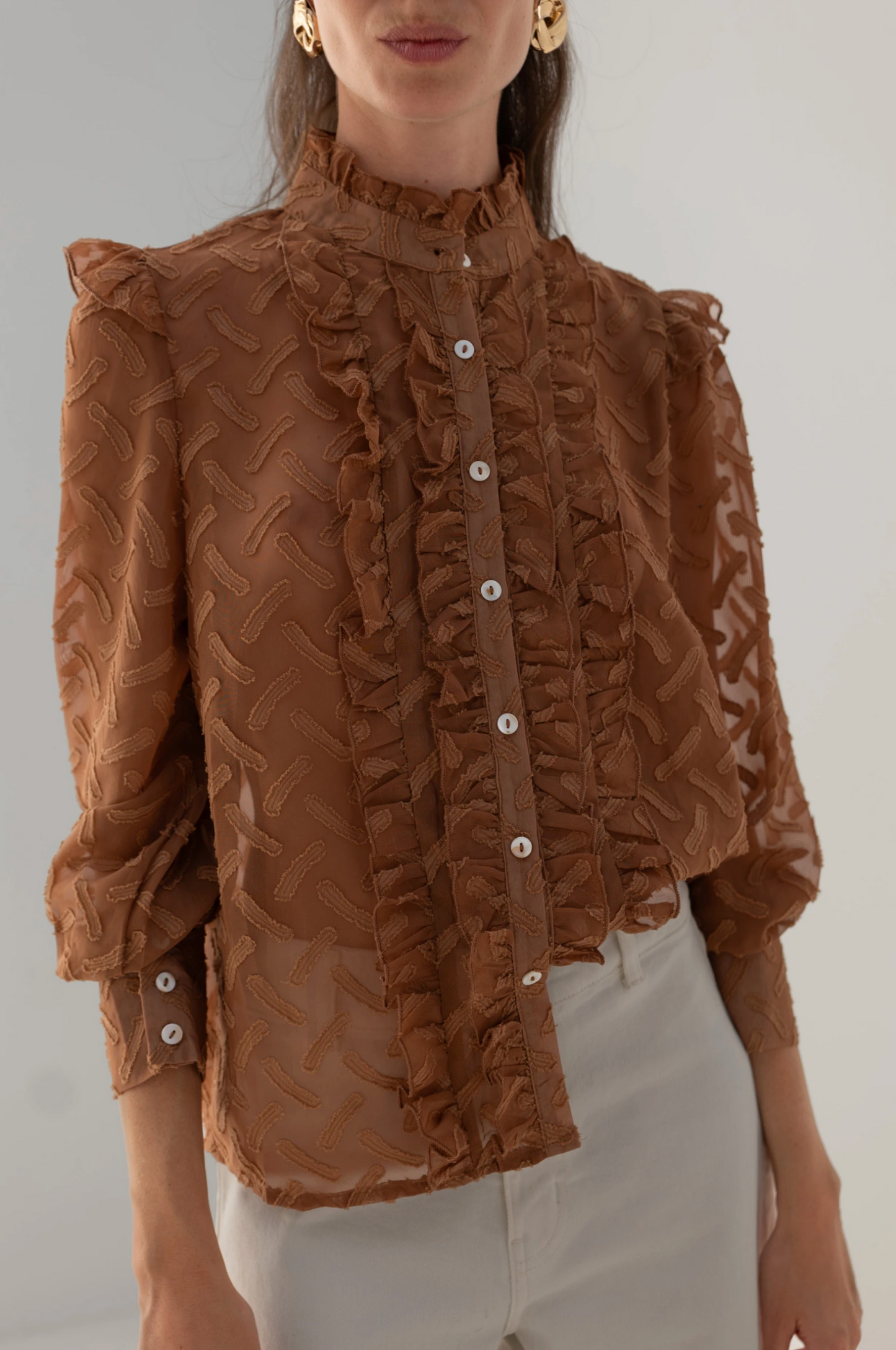 Blouse met structuur en ruchekraag