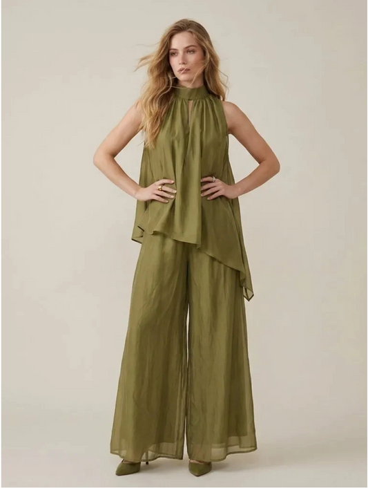 Set van een Tencel-top en een zwierige broek