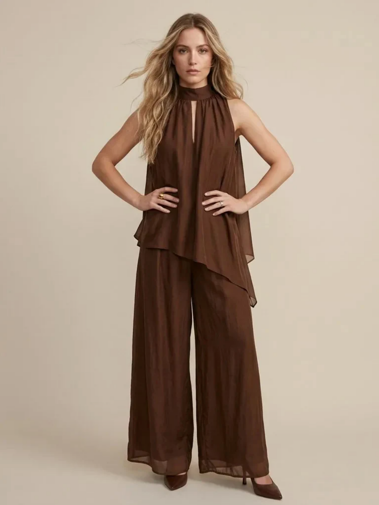 Set van een Tencel-top en een zwierige broek