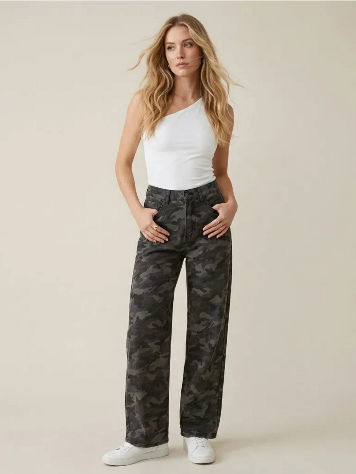 Jeans met militaire print