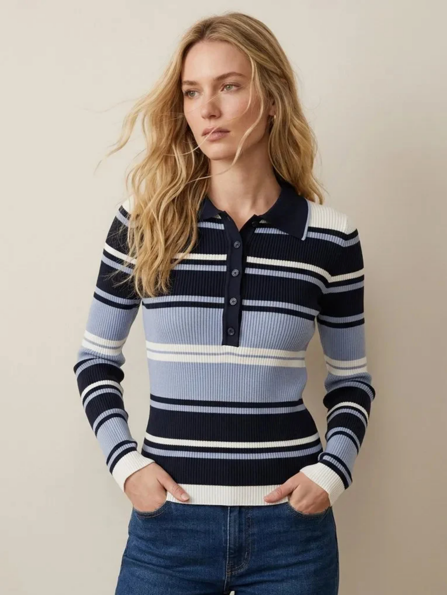 Gebreide top met veelkleurige strepen