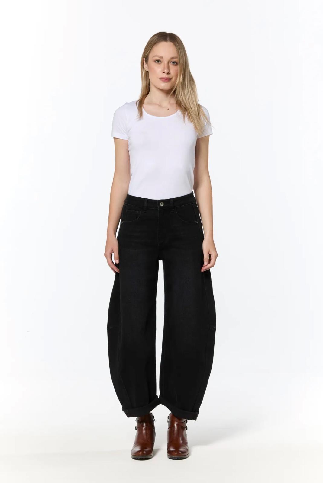 Balloon Fit Jeans